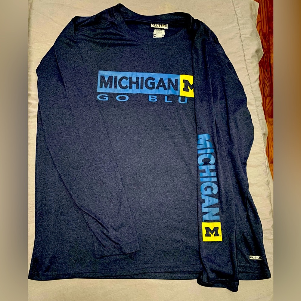 Men’s xl Michigan shirt